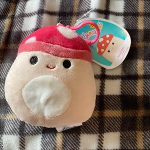 NWT Malcolm Mushroom 3.5’ Clip Squishmallows